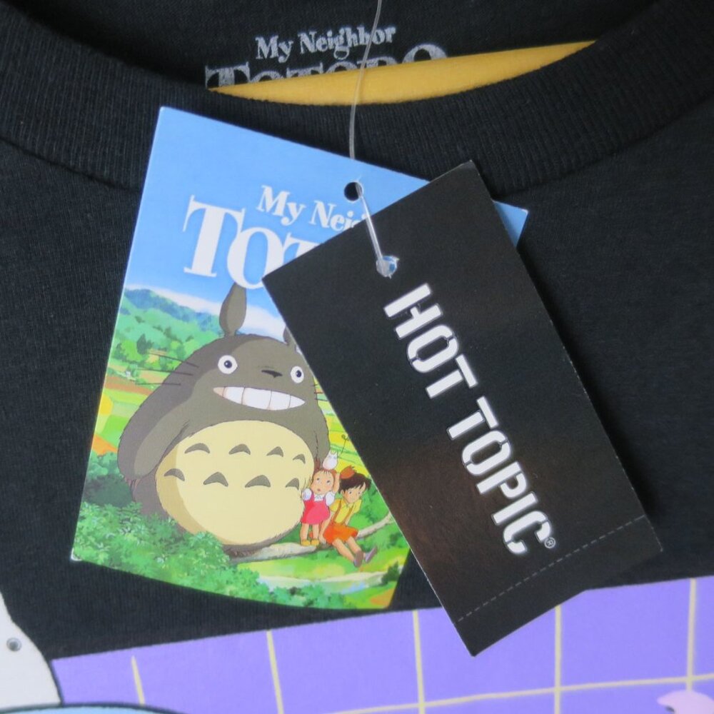 Hot Topic x My Neighbor Totoro Graphic Tee Size M - Picture 3 of 5